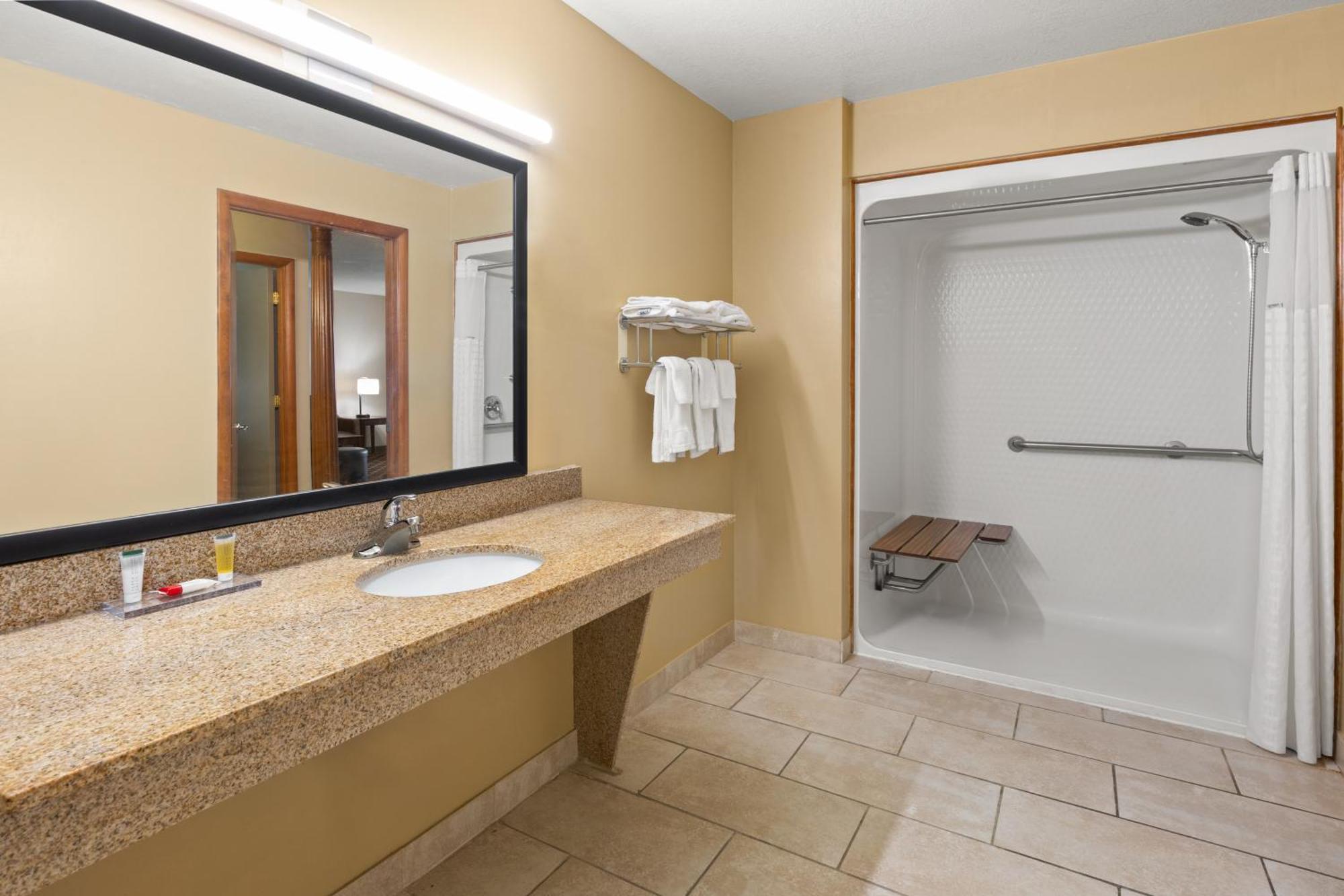 Days Inn By Wyndham Wauseon Exterior foto