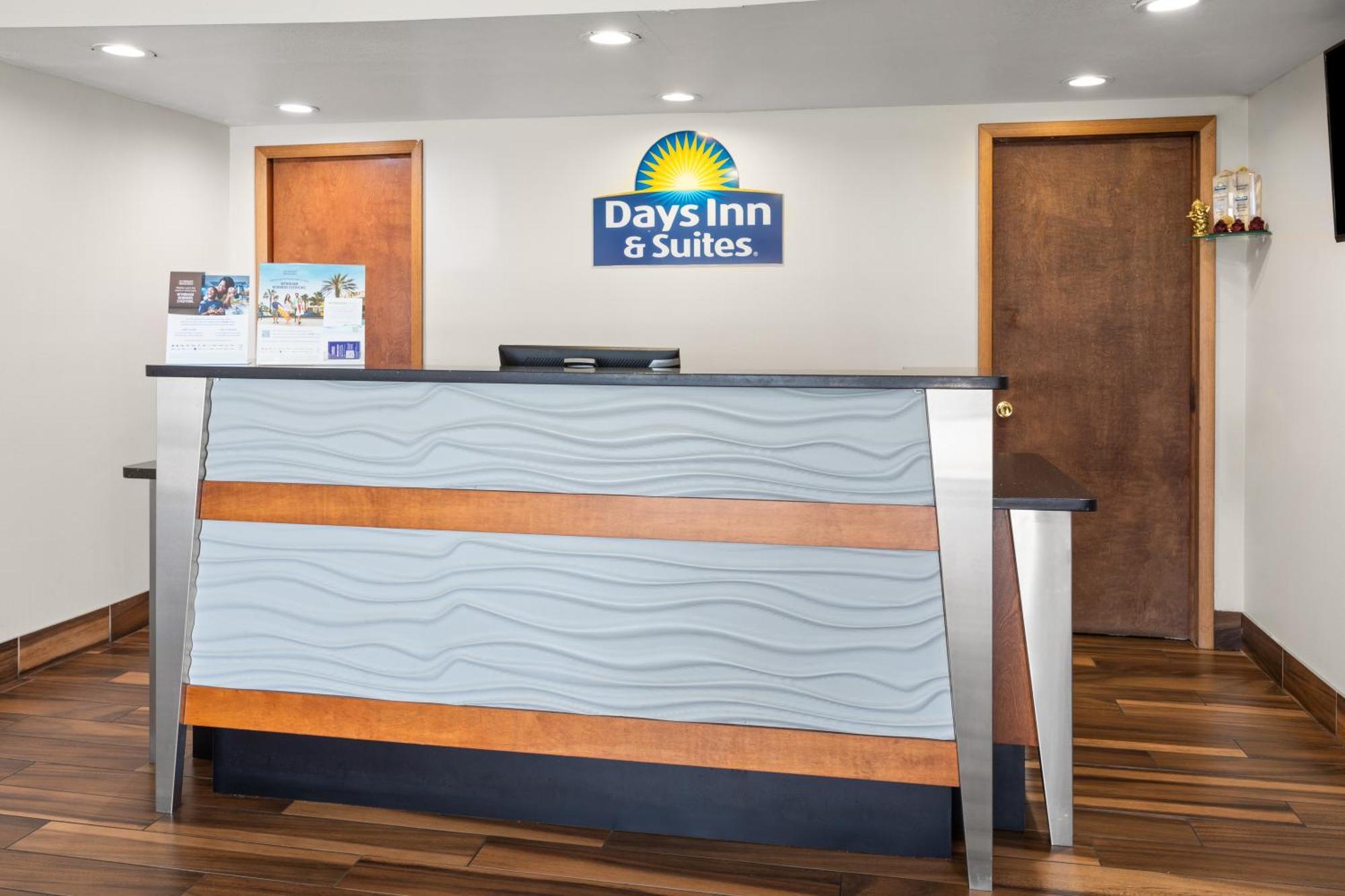 Days Inn By Wyndham Wauseon Exterior foto